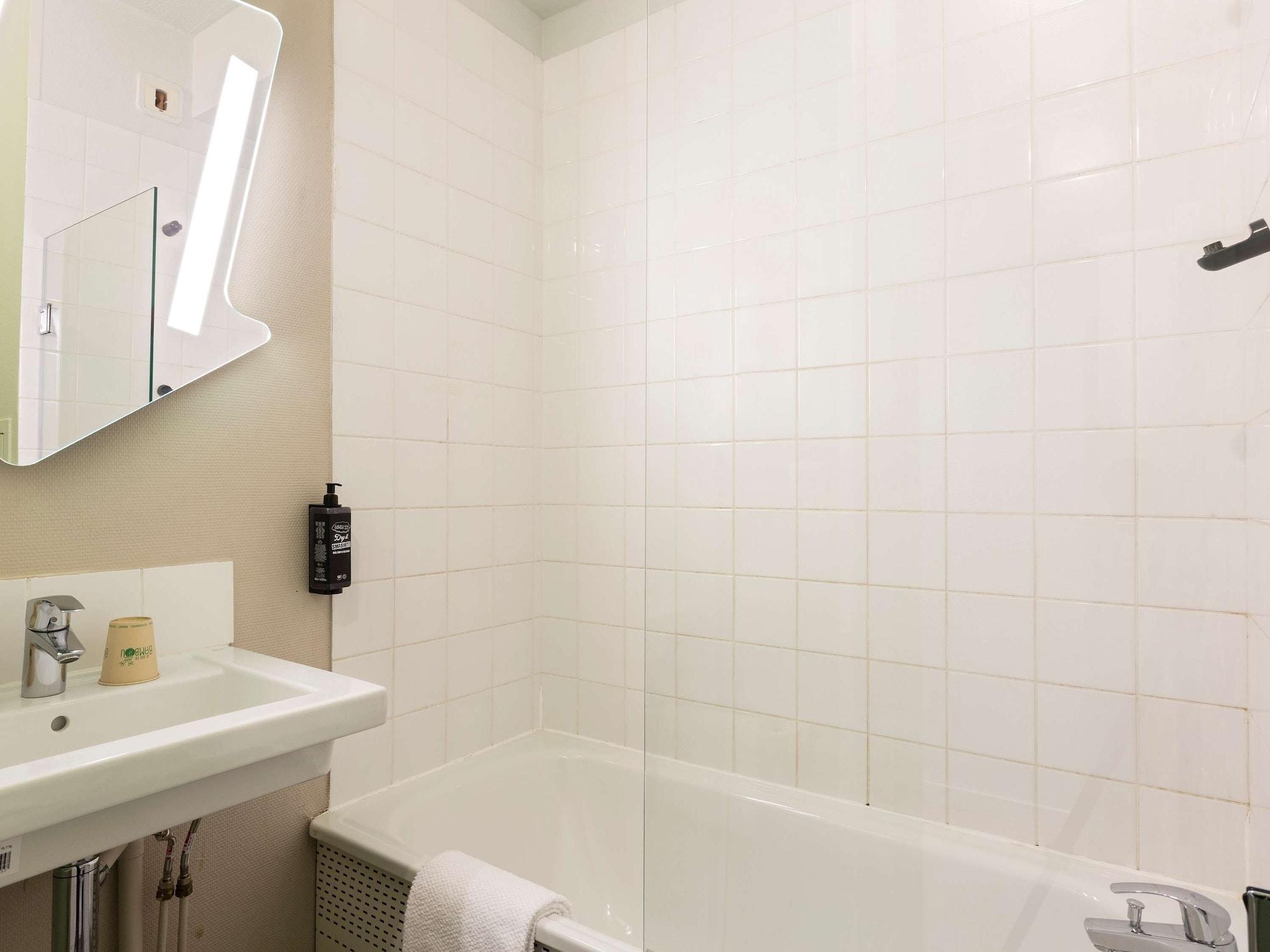 Ibis Budget Bourgoin Jallieu Centre Εξωτερικό φωτογραφία